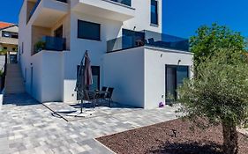 Casa Mia Apartments With Parking