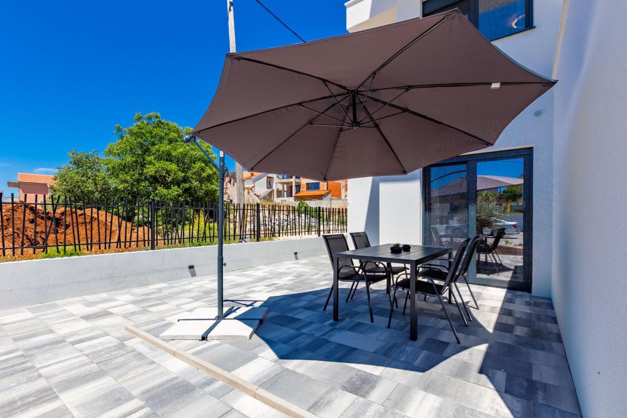 Casa Mia Apartments With Parking Zadar Habitación foto