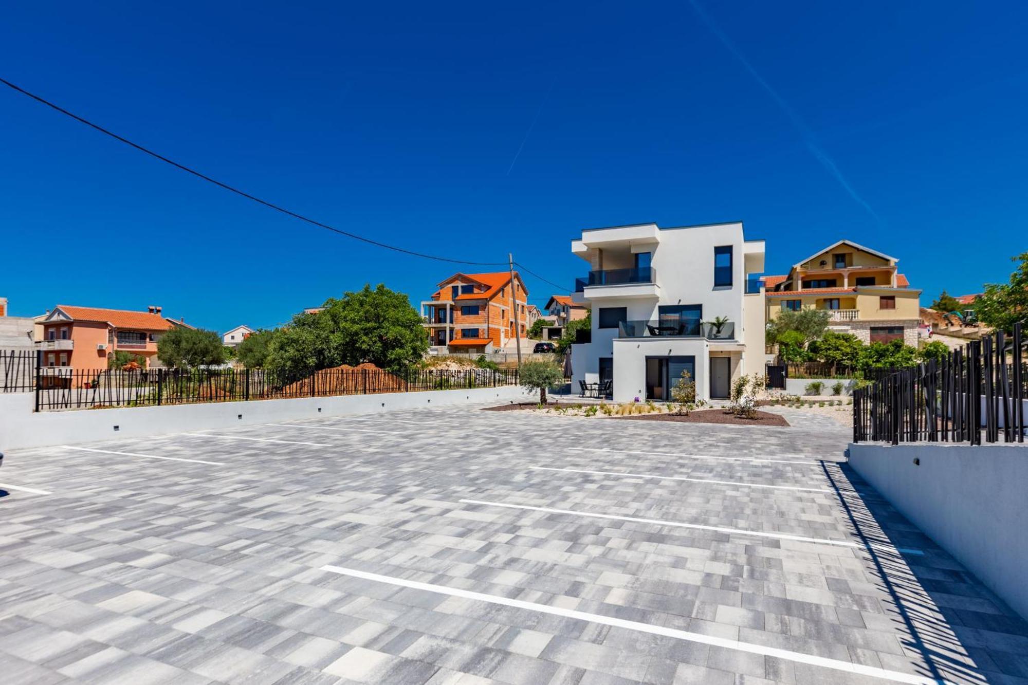 Casa Mia Apartments With Parking Zadar Exterior foto