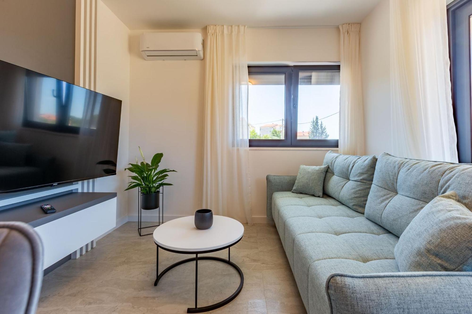 Casa Mia Apartments With Parking Zadar Exterior foto