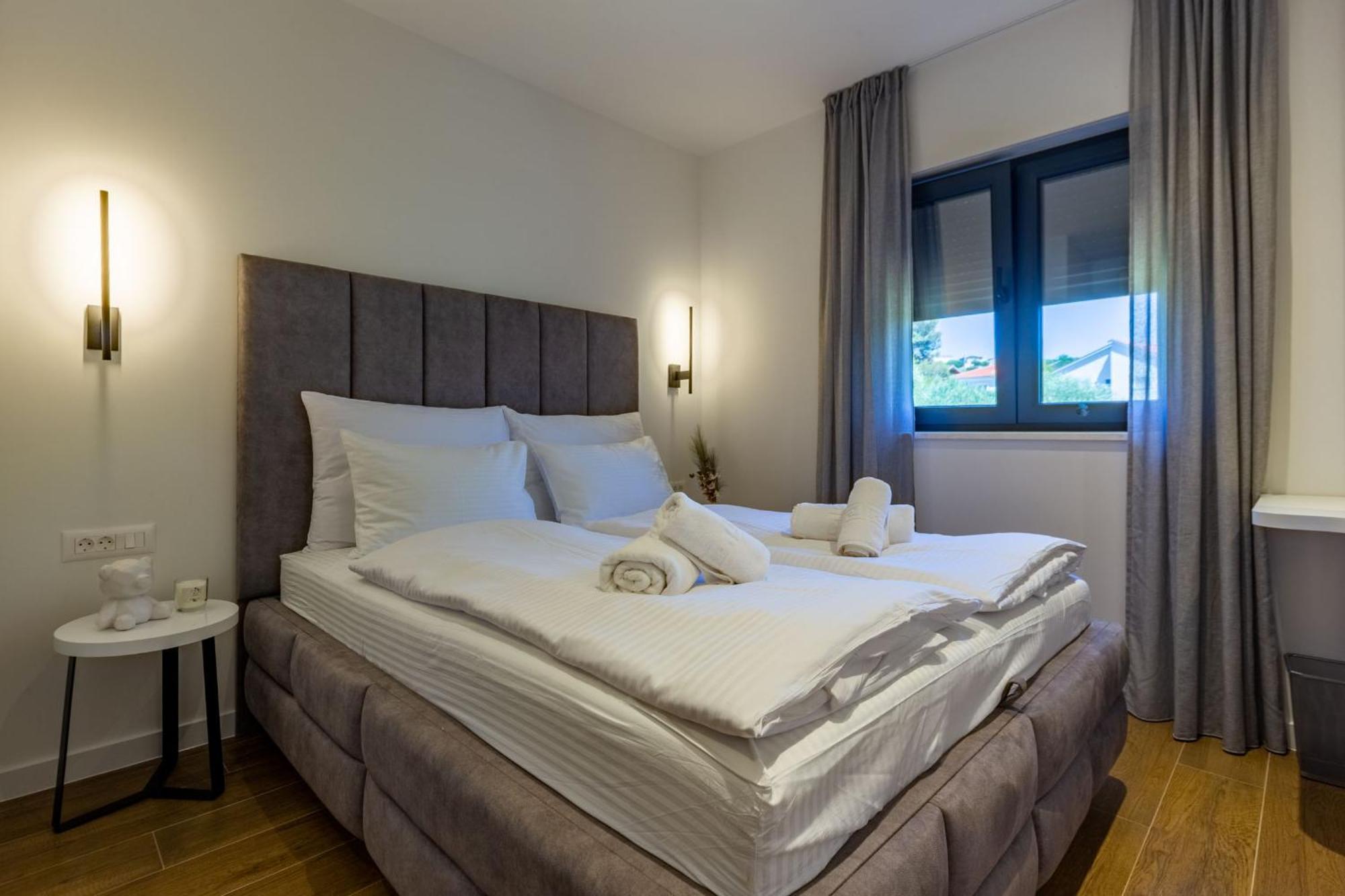 Casa Mia Apartments With Parking Zadar Exterior foto